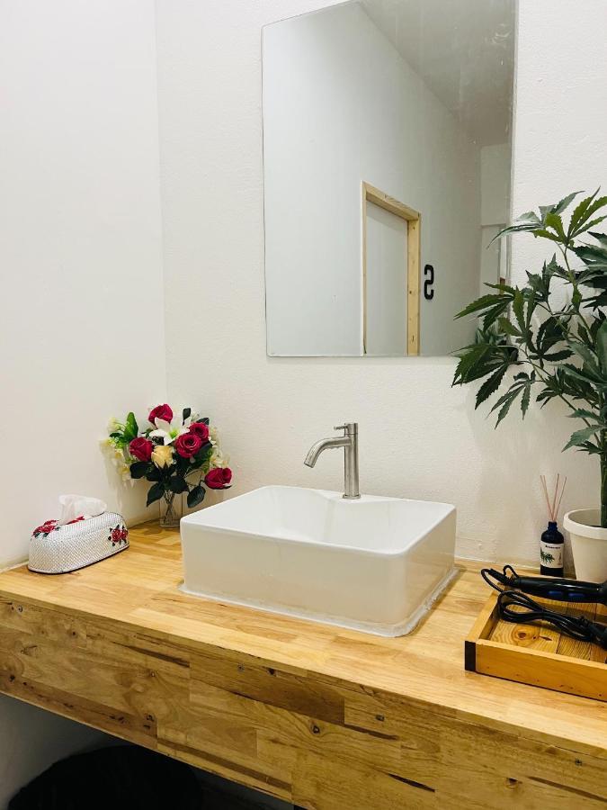 Ban Madua Wan Bed Stationホステル エクステリア 写真